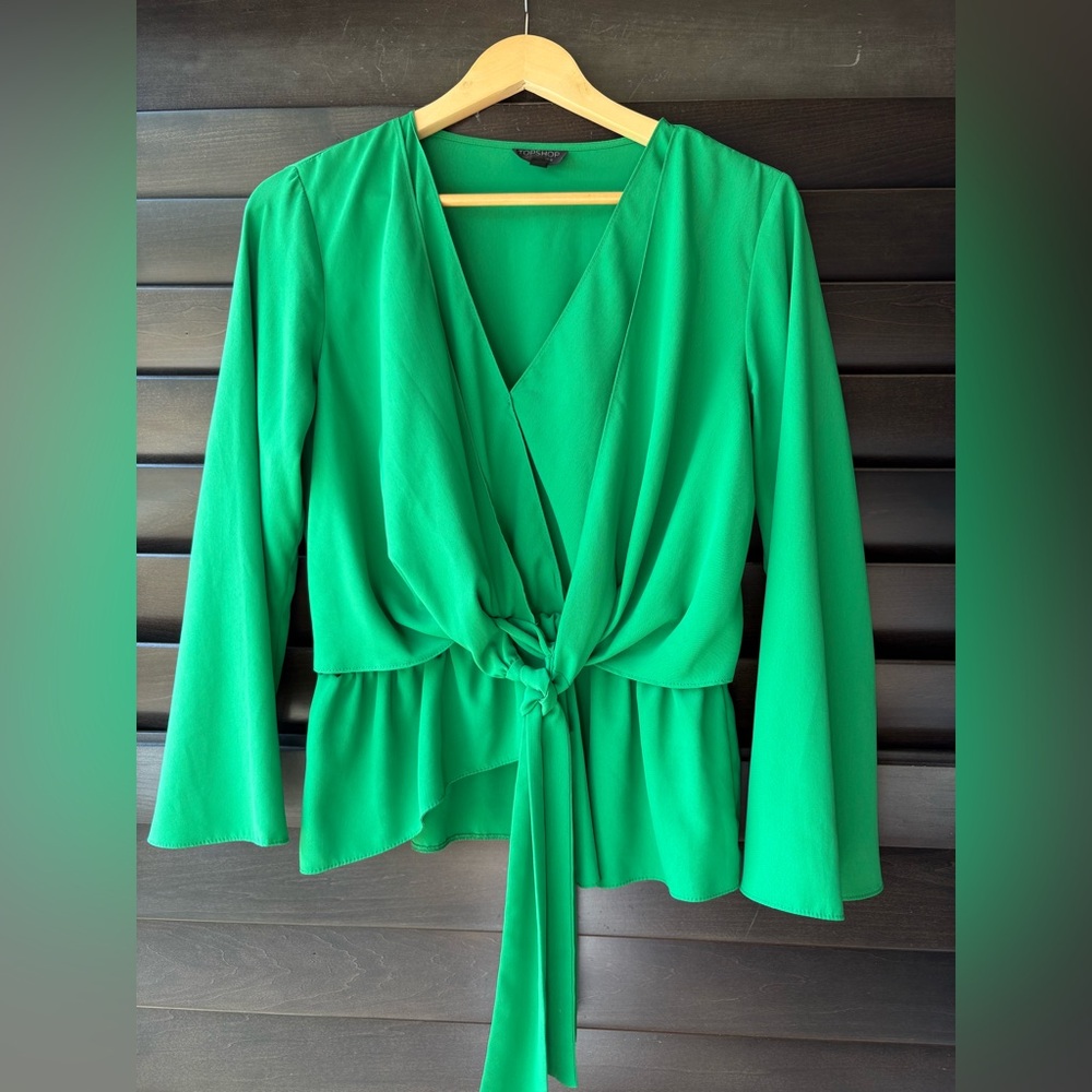 Topshop Women's Green Blouse Size 8 Peplum Long Sleeve Elastic Waist Tie VNeck